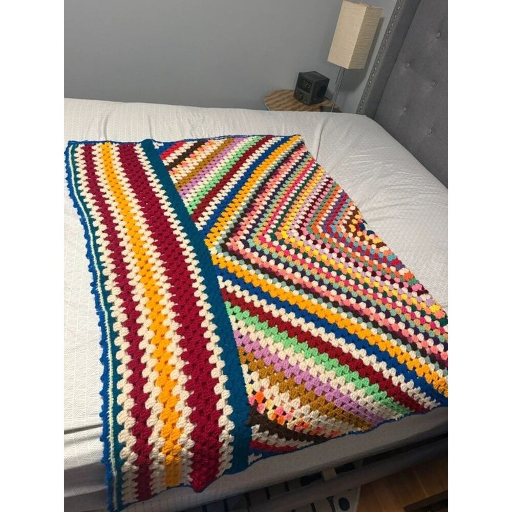 Vintage Multicolor Crochet Afghan 70x44 Granny Square Blanket Handmade Boho Thro - Picture 5 of 8